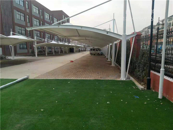 膜結(jié)構(gòu)車(chē)棚